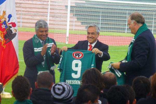 [+FOTO] Presidente Piñera anuncia diseño de nuevo Estadio Elias Figueroa de Valparaíso
