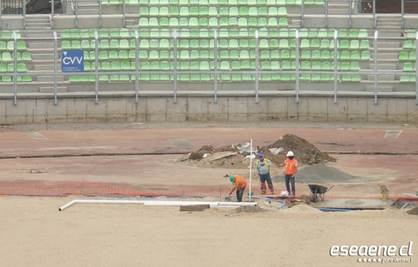 [FOTOS] Vuelven los arcos al estadio Elías Figueroa Brander