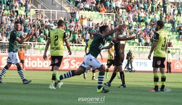 Wanderers triunfa y se mantiene en la punta del Torneo