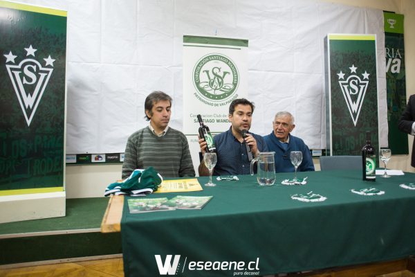 Corporación Wanderers presenta vino por aniversario 127 del Decano