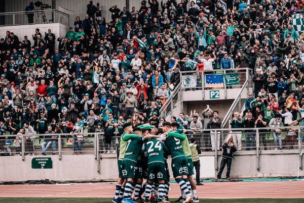 Santiago Wanderers es campeón de Primera B y asciende a Primera División