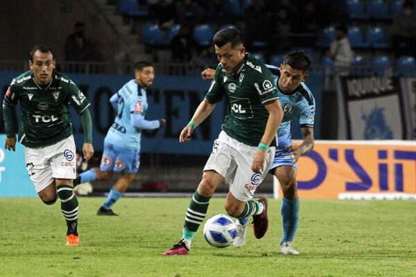 Wanderers repite errores y cae en el epílogo ante Iquique