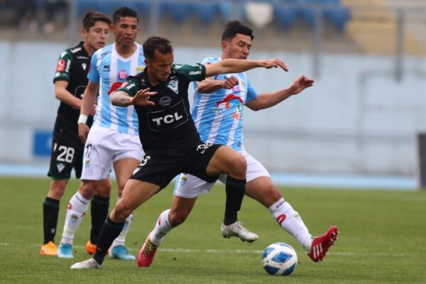 Wanderers derrota al Magallanes líder de la B